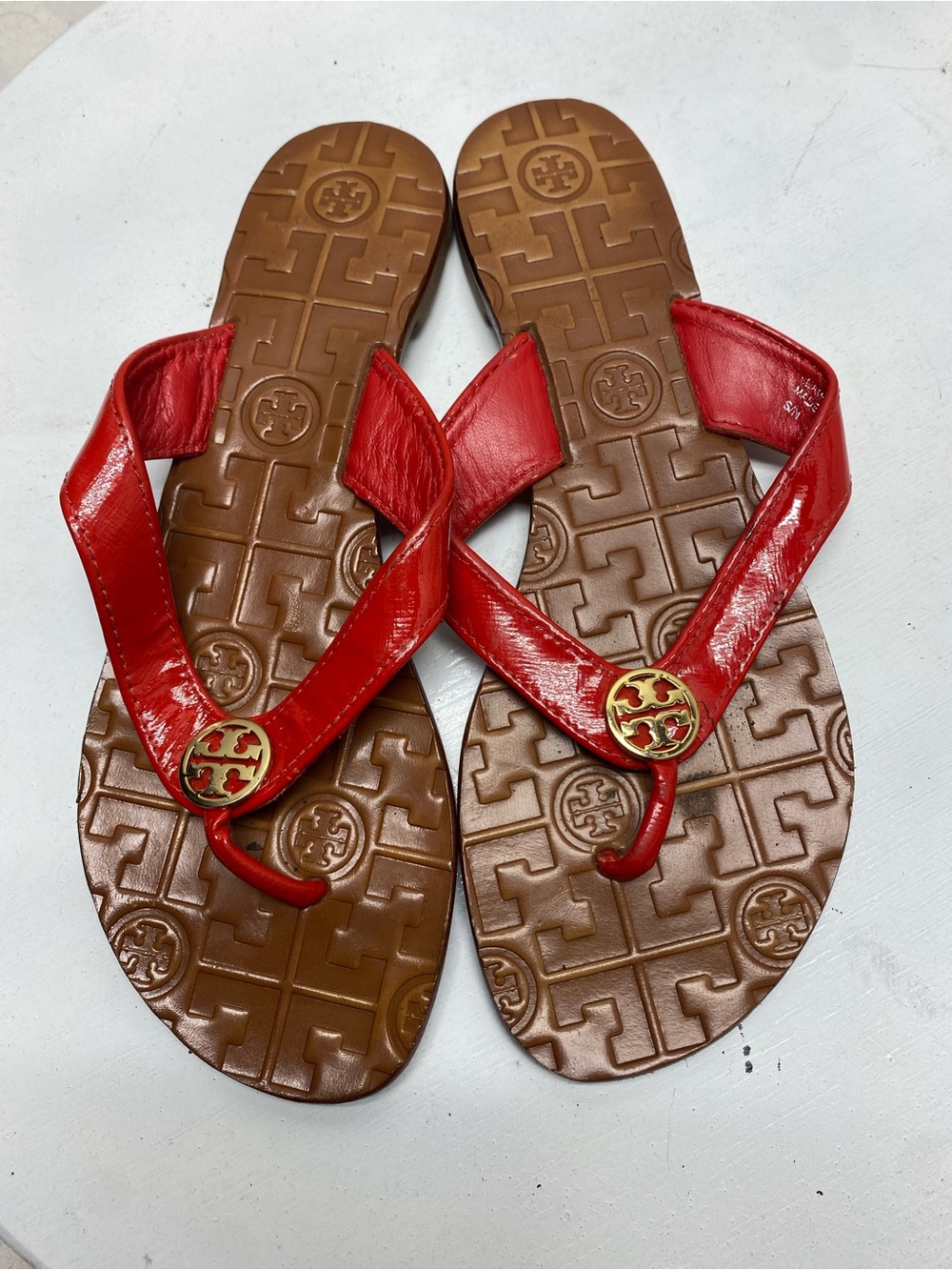 Tory Burch Thora Women’s Size 6 M Patent Leather Thong Flip Flops Flat Sandals